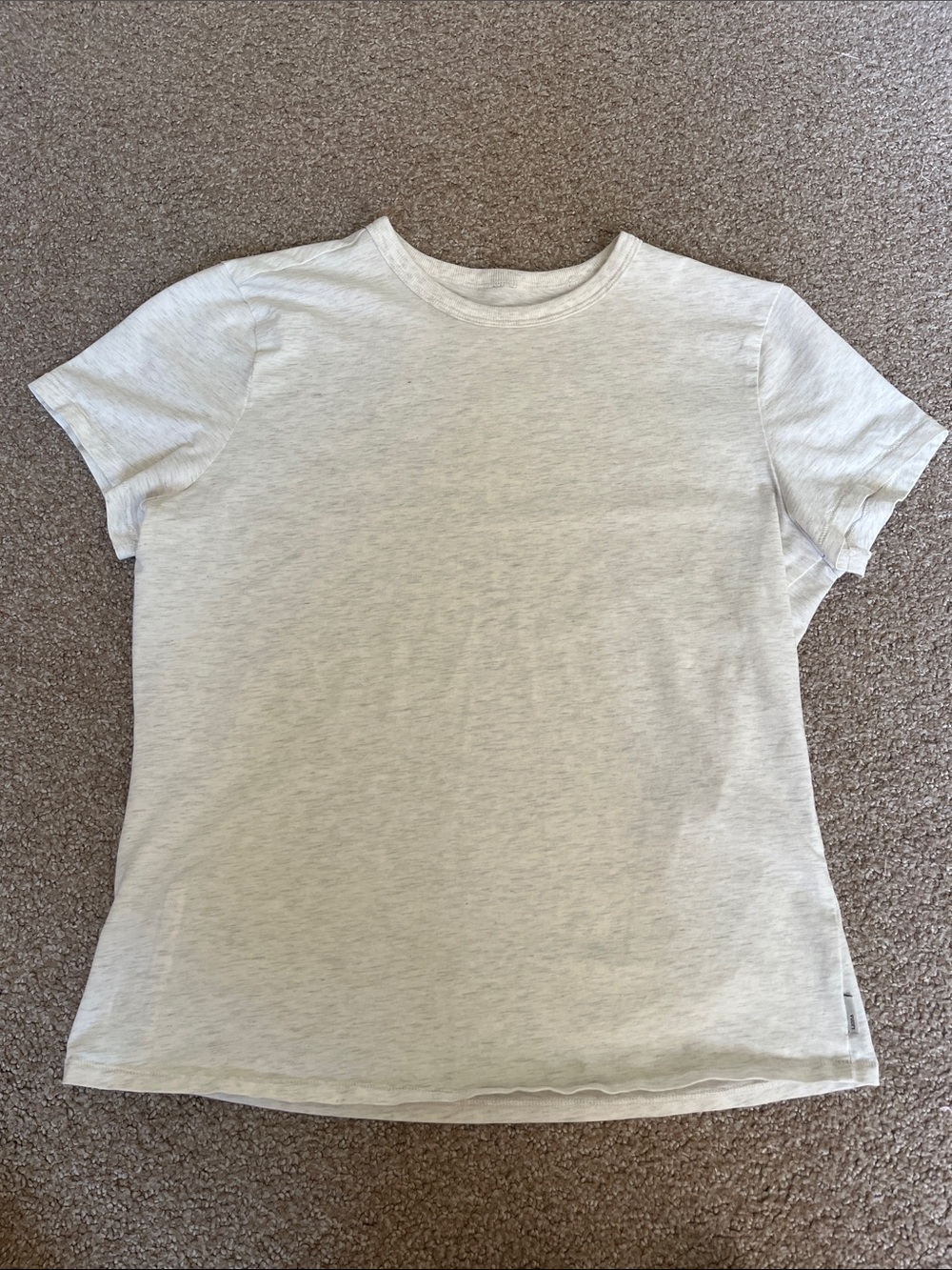 Vuori Short Sleeve Crew Tee in Heather Cream